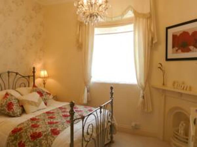 Tramontane Apartment At Hesketh Crescent Torquay Exteriör bild